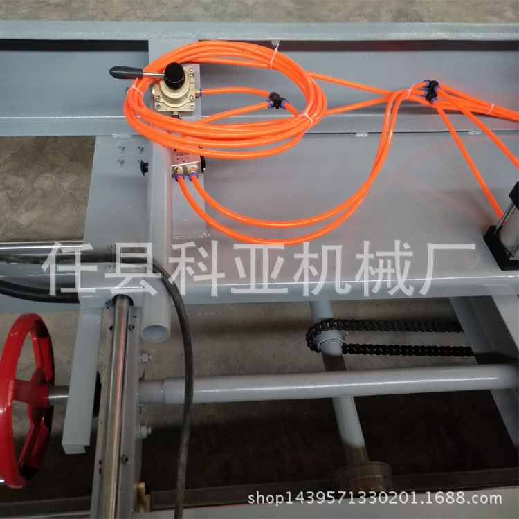 优质自动1米40直径圆木推台锯 木工锯机 锯路平滑 可按要求定做示例图11