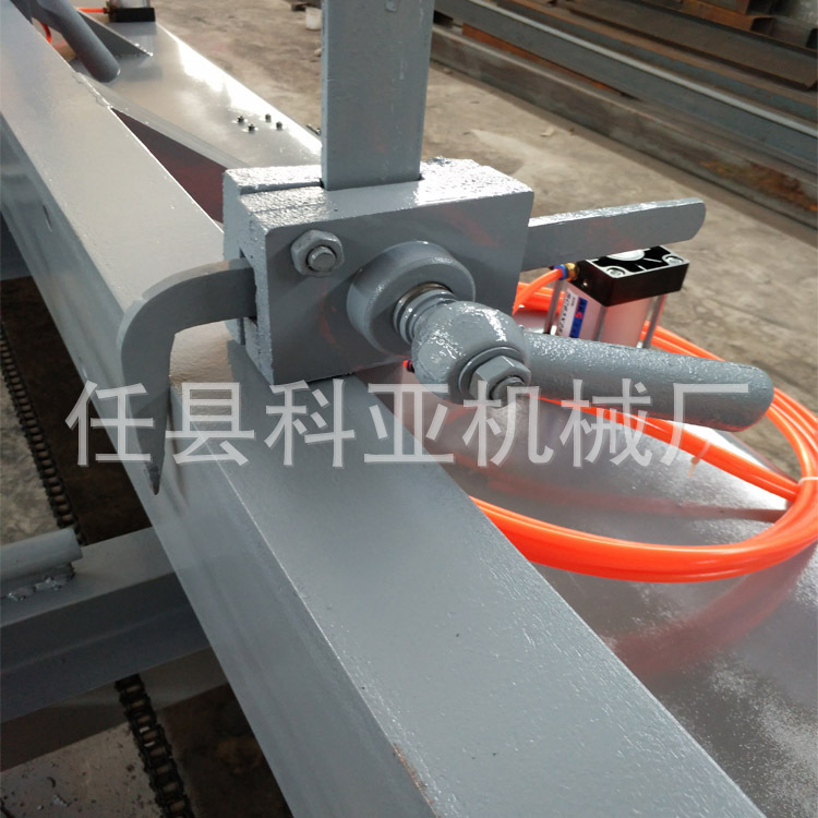 圆木加工机圆盘锯大型 方木原木推台锯小型 木工 重型圆木推台锯示例图5