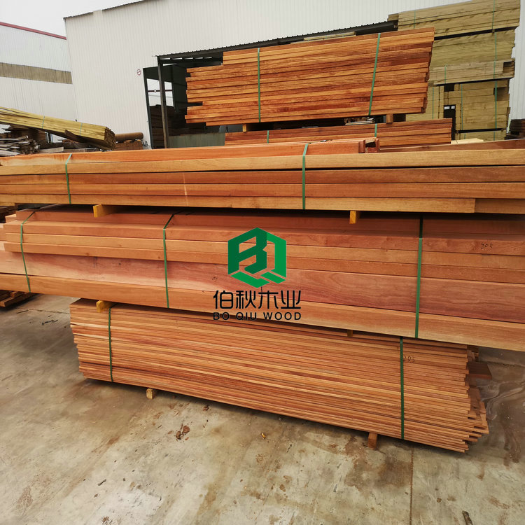 菠萝格加工厂家 菠萝格防腐木 菠萝格刨光料