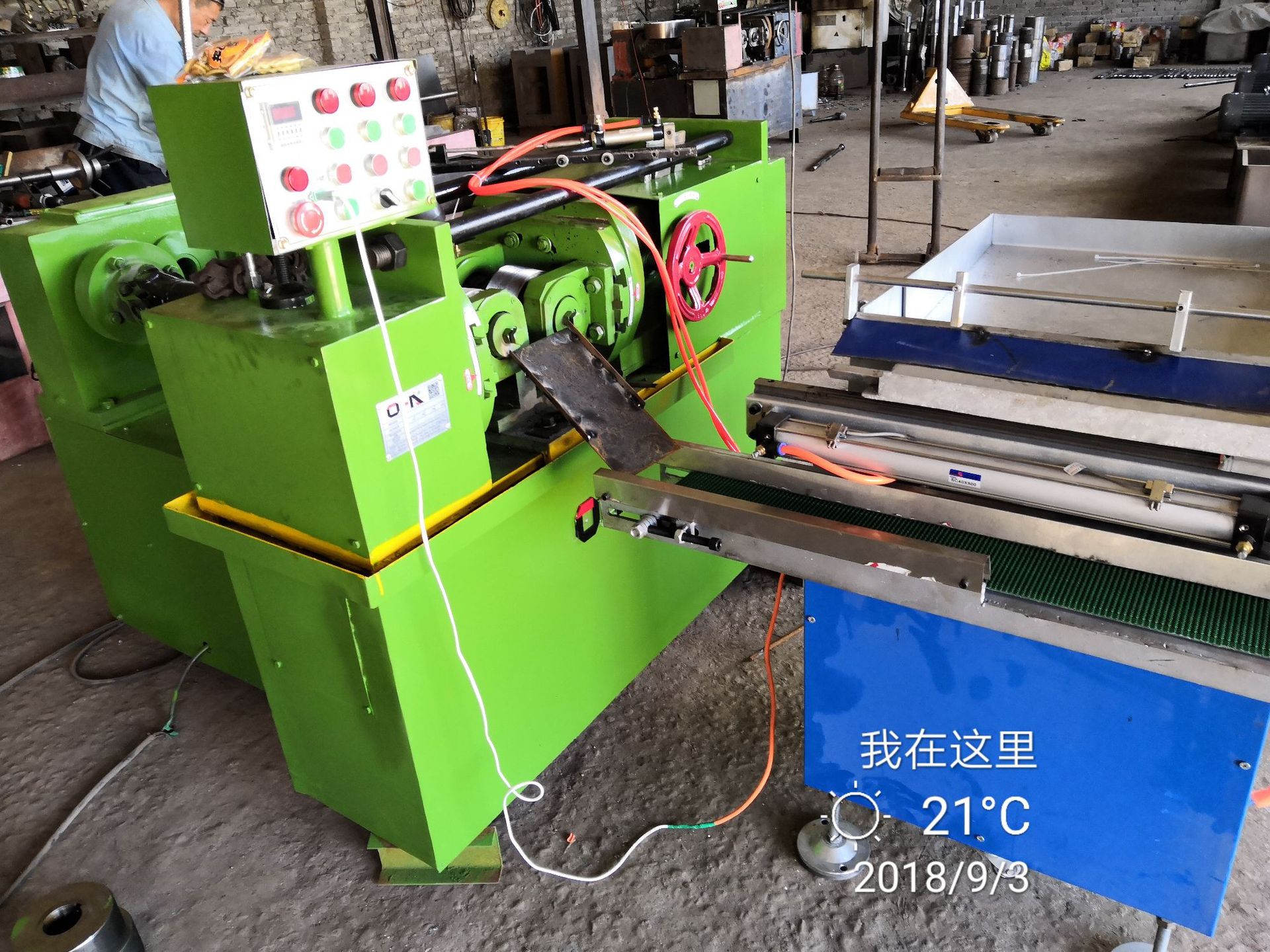 直螺纹滚丝机螺纹刀具螺纹加工车床三角螺纹专用液压滚丝机吊顶丝示例图4