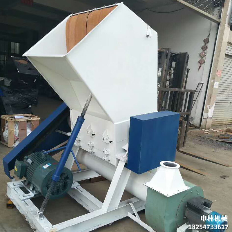 原木粉碎机械设备 破碎机山东塑料破碎机生产厂家