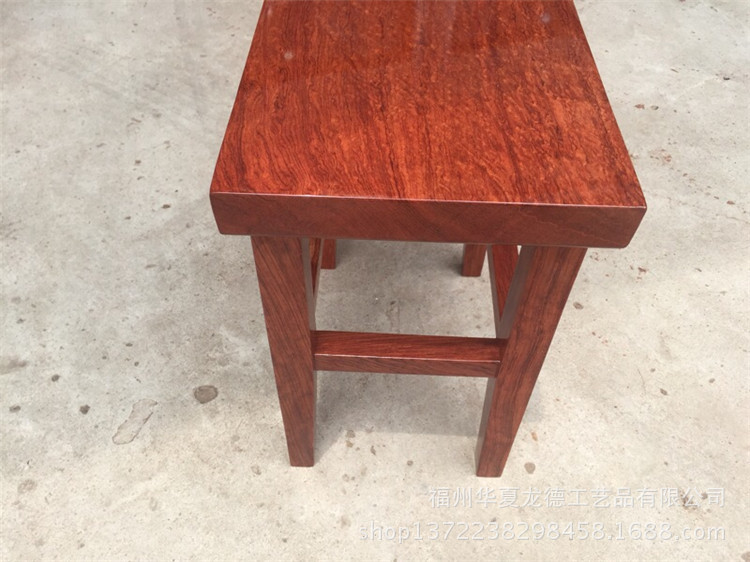 华夏龙德轩巴花方凳子简约原木巴西花梨木实木大板桌子配套小板凳示例图10