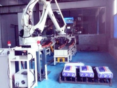 码垛机器人 工业机器人箱子码垛全自动码垛机械手 搬运码垛机器人