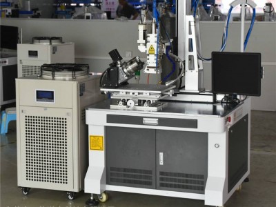 工业机器人激光焊接机在汽车零配件行业中的应用