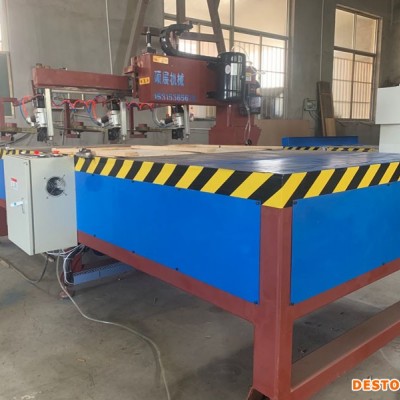 木托盘打钉机  托盘打钉机厂家供应 脚墩打钉机 打钉机厂家 硕展木工机械 托盘全自动打钉机