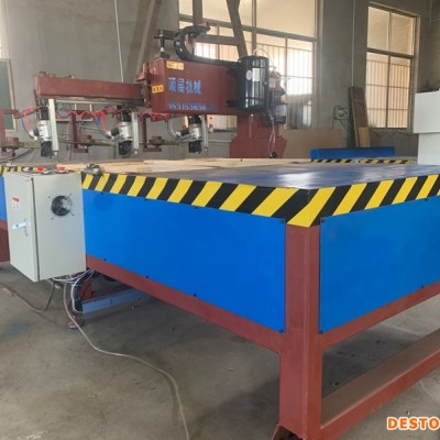 硕展科技托盘打钉机  木工托盘打钉 傻瓜系统 全自动托盘机 脚墩托盘打钉机 硕展木工机械 托盘自动打钉机