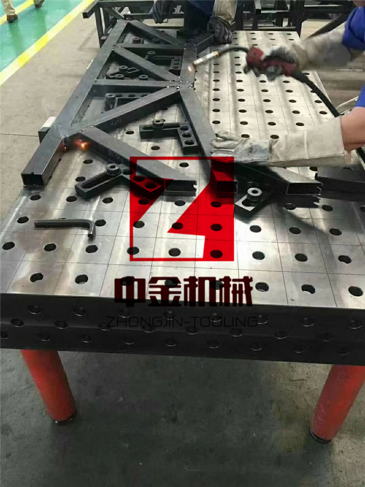 北京钣金工业机器人焊接工装平台定做
