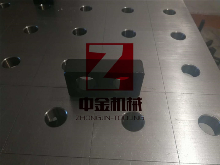天津钣金工业机器人工装夹具厂