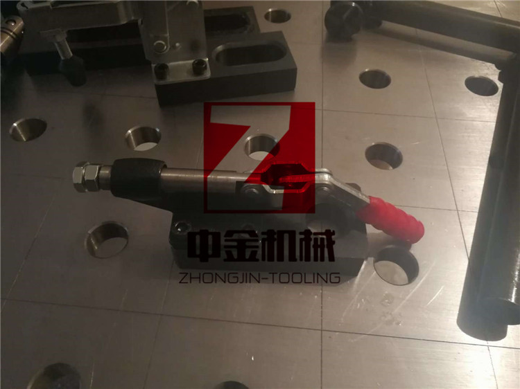 福建钣金工业机器人焊接工位平台价格
