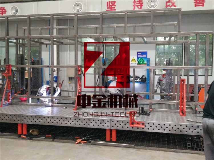 浙江钣金工业机器人工装平台厂家