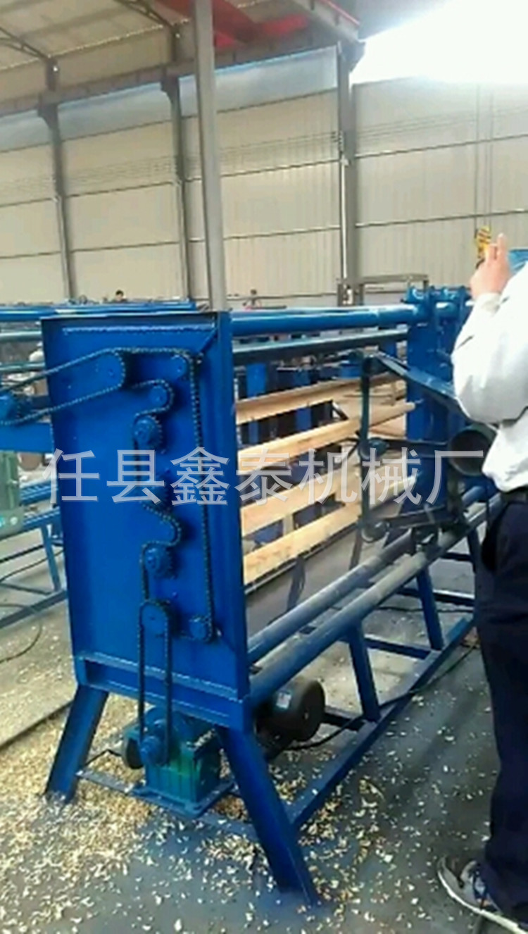 BC-90型洋镐把机--木柄锄头把机--小型木工机械产品示例图2