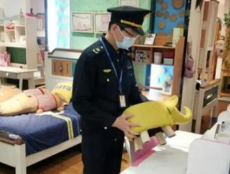 广州市番禺区市场监管局开展儿童家具专项监督检查