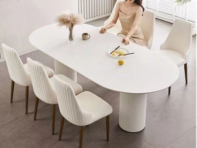 纯白岩板餐桌北欧奶油风椭圆形饭桌现代简约家用侘寂大小户型桌子